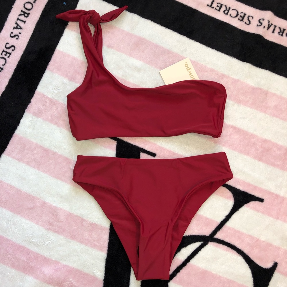 NWT Red Bikini - Picture 3 of 8